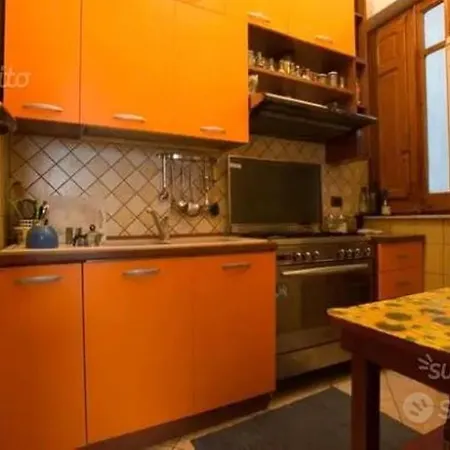 Tomasi House Apartament *
